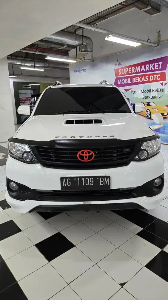 Dp 40 jt Toyota  Grand Fortuner 2.5 TRD SPORTIVO VNT TURBO MATIC 2015