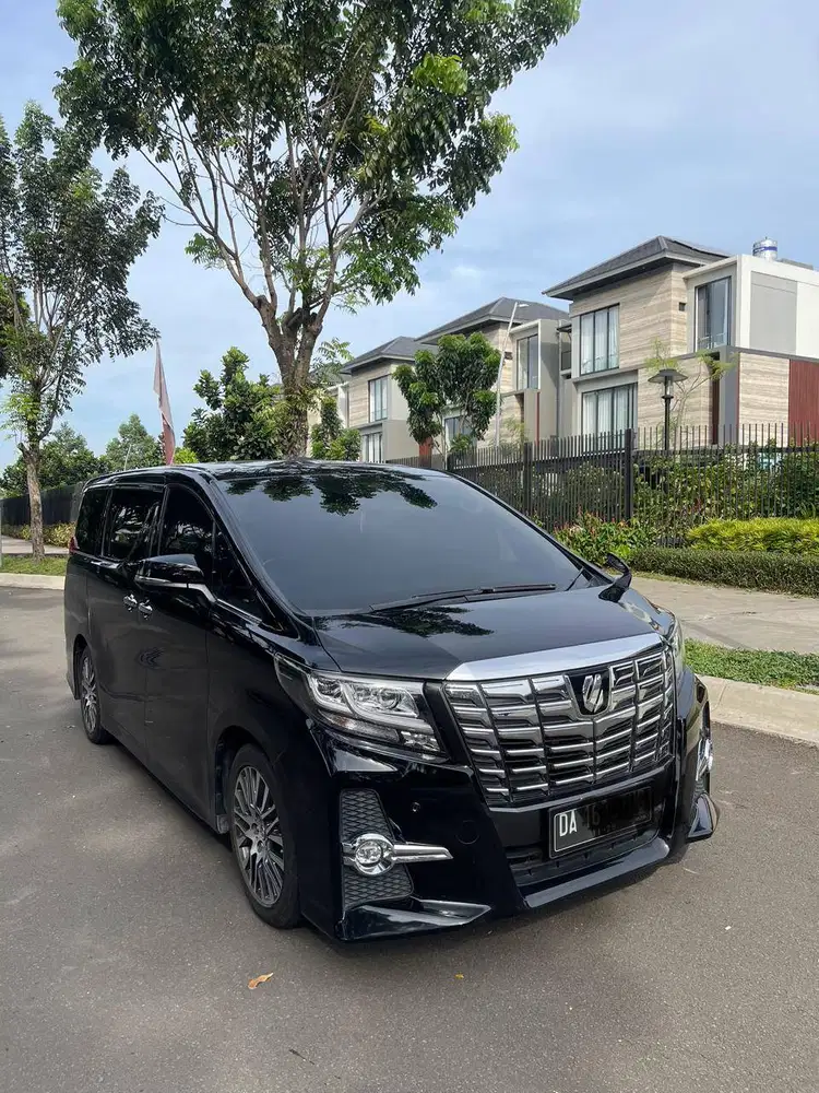 Toyota Alphard SC 2015 Low Kilometer