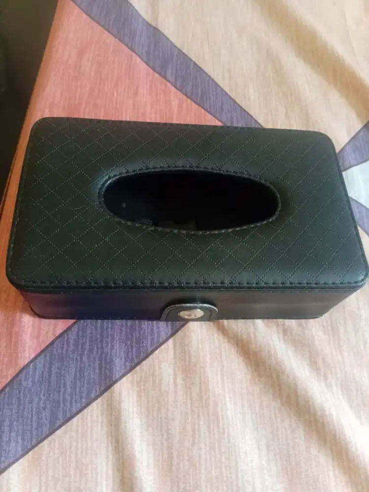 Djual tempat tisu mobil . Semua mobil masuk