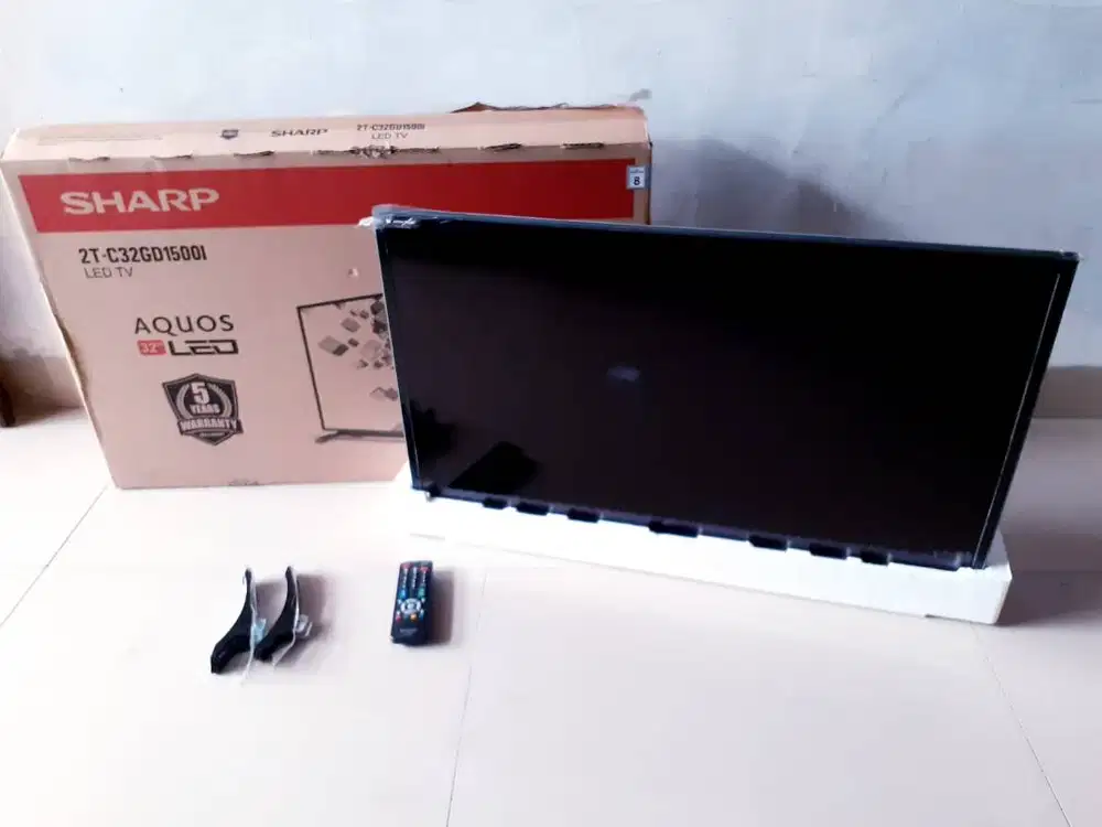 TV LED SHARP 32IN DIGITAL TV KONDISI NORMAL MULUS SEPERTI BARU