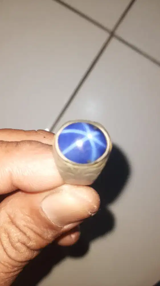 Batu safir blue star