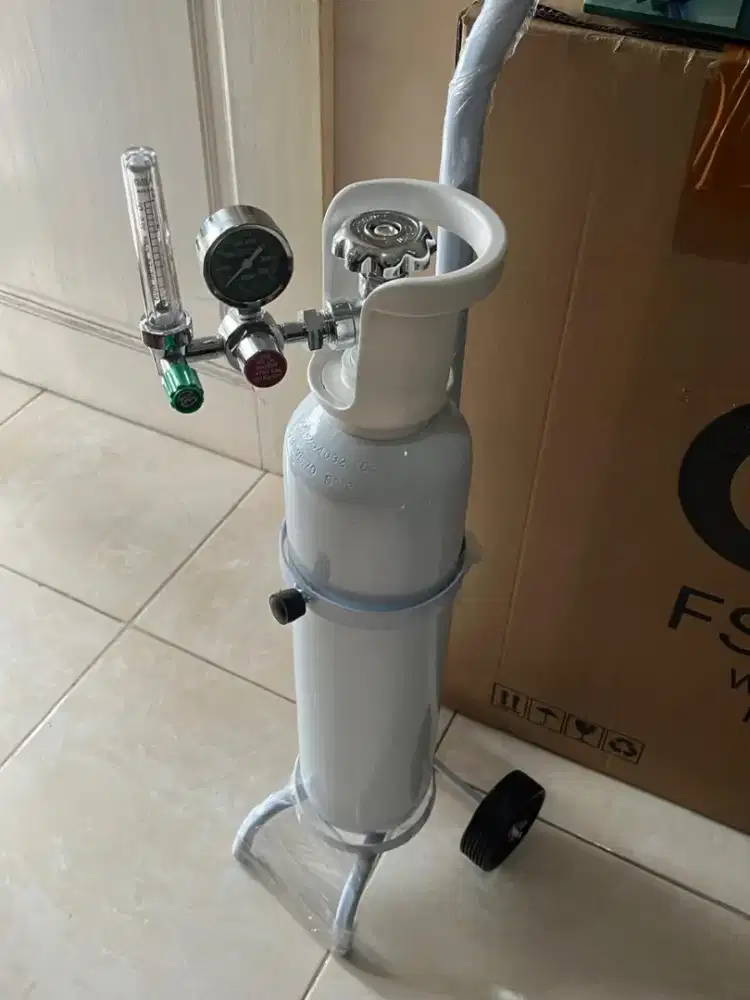 Tabung Oksigen 1 Meter Kubik Lengkap Regulator