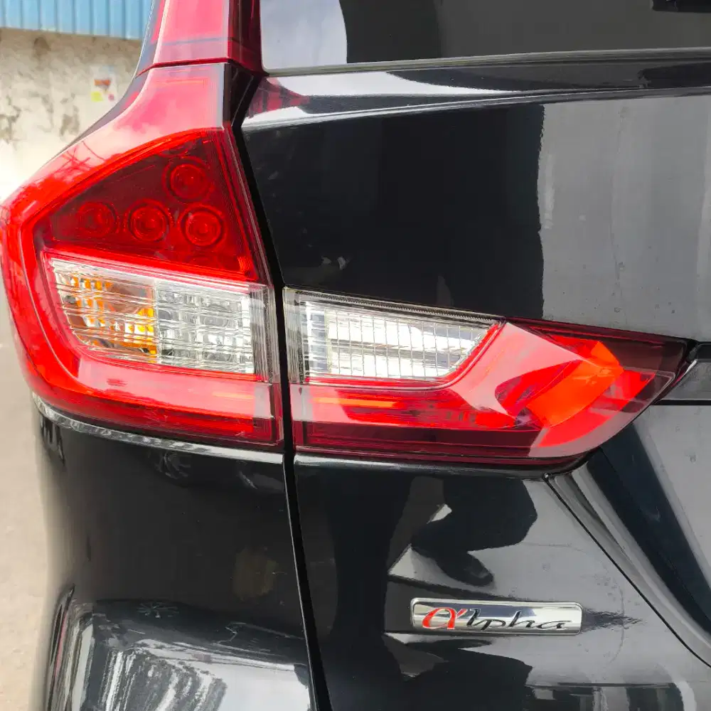 Suzuki XL7 Alpha tipe tertinggi (ISTIMEWA)