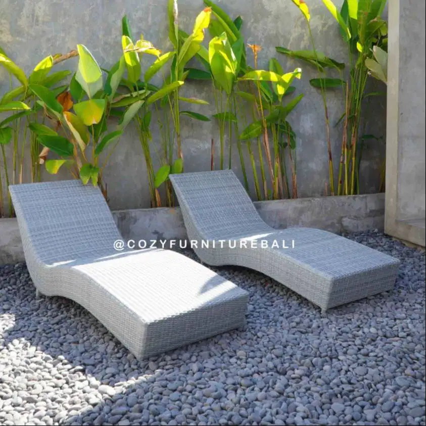 POOL LOUNGER - KURSI ROTAN - RATTAN CHAIR - KURSI KOLAM - LONG CHAIR