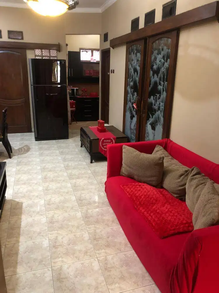 Dijual Rumah di Dalam Komplek Riung Bandung