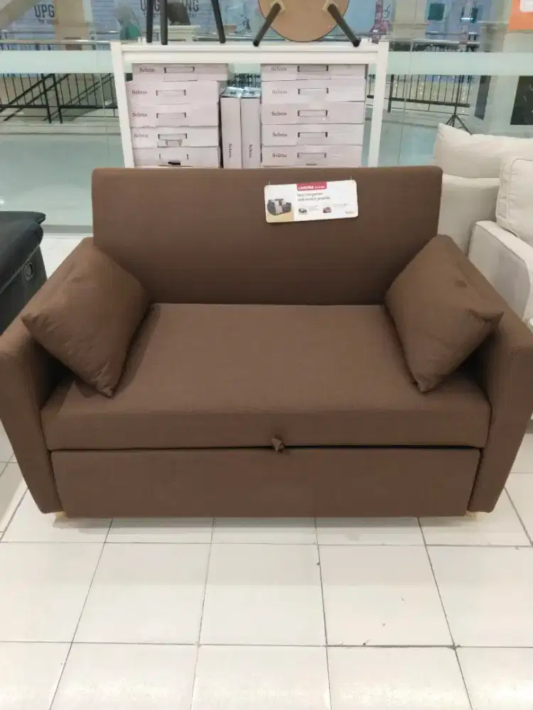 *LAGUNA SLEEPER SOFA BROWN*