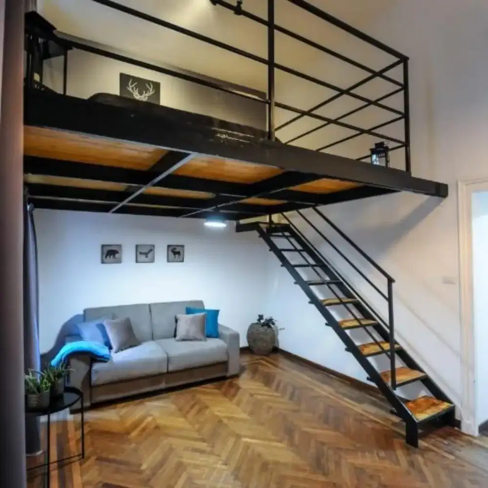 mezanine trap kayu dengan besi hollo galvanis