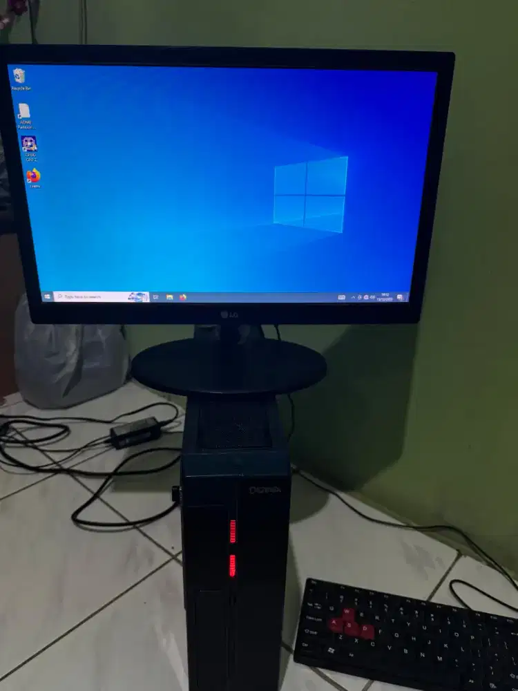 PC Desktop Fullset + Monitor (ISTIMEWA)