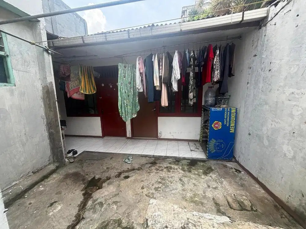 JUAL BU KONTRAKAN 2 PINTU