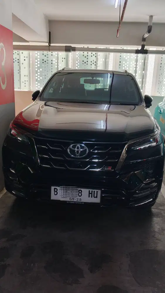 Fortuner GR 4x2 2.8 Diesel
