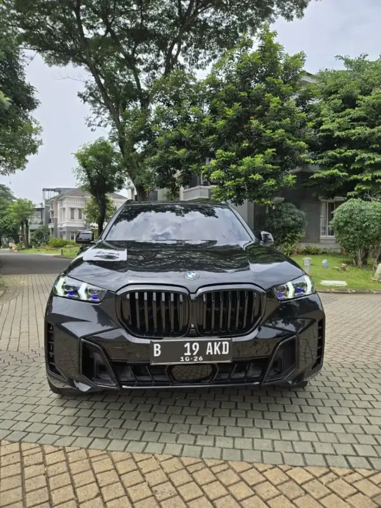 BMW X5 G05 Model 4.0 X - Drive
(Highest Type) 3000cc mild HYBRID 2021