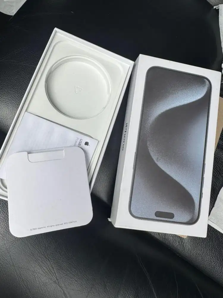 Iphone 15 pro max 256 inter