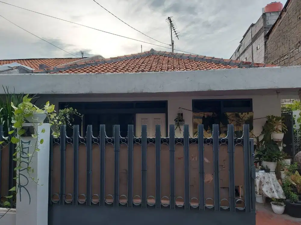 Rumah adem, tenang, startegis ke mana-mana