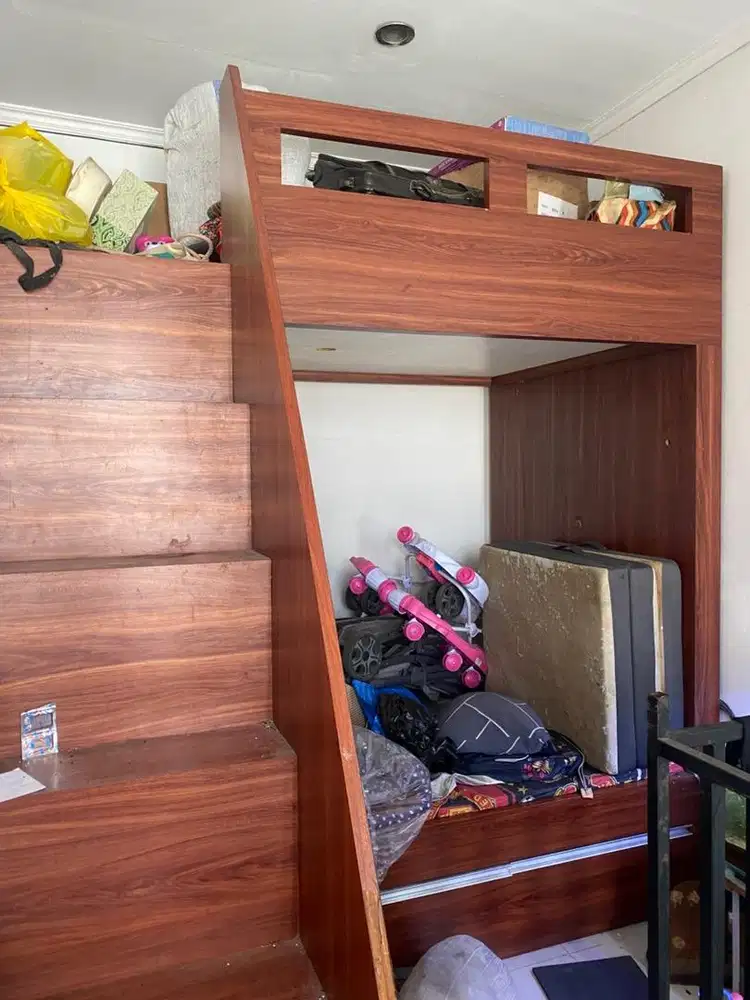 Ranjang 2 tingkat kayu