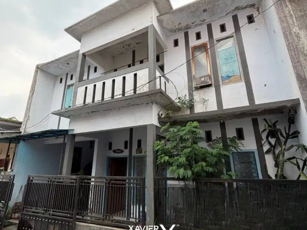 V1 Dijual Rumah 2 Lantai di Kepuharjo Karangploso Malang