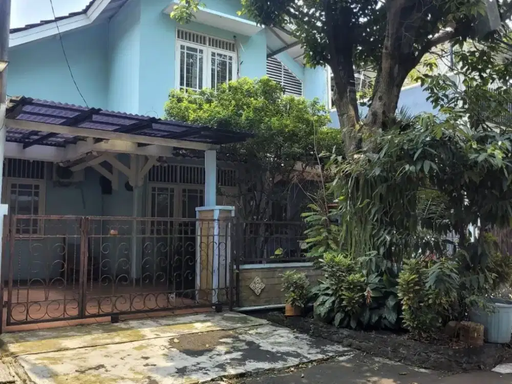 Rumah Strategis Dgn 2 Carport di Bintaro Tangsel Gb-17171