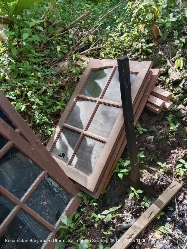 Jendela kaca 2 ukuran