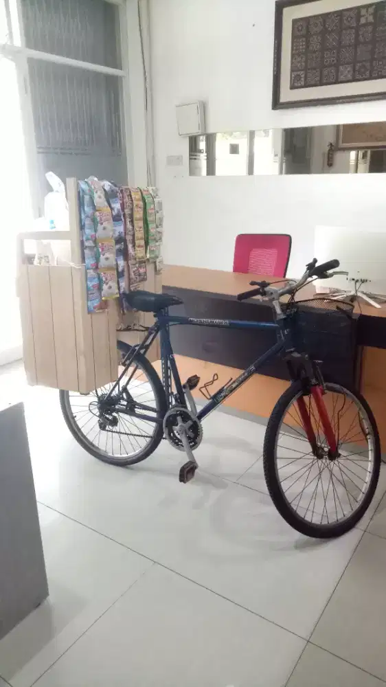 Butuh Pria untuk Jualan minuman keliling