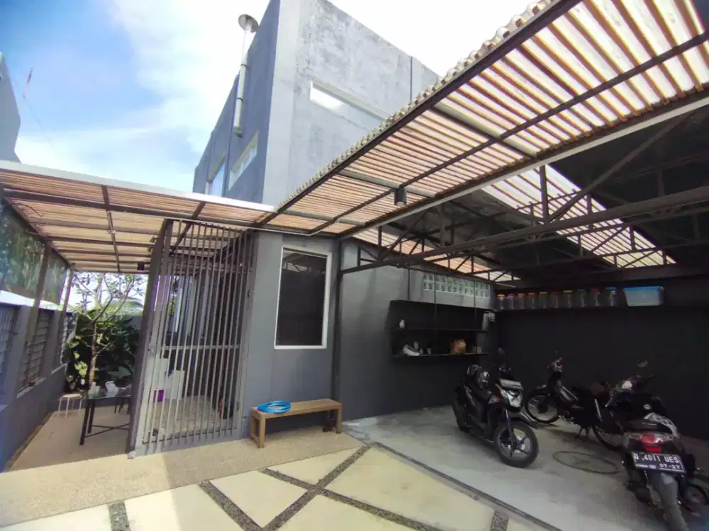 RUMAH VILLA 2 lantai bagus, Industrial style,  siap huni  di wangunsari  cijengkol Lembang