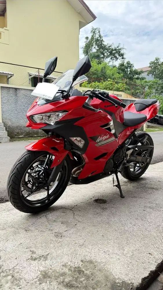Ninja 250FI th 2024