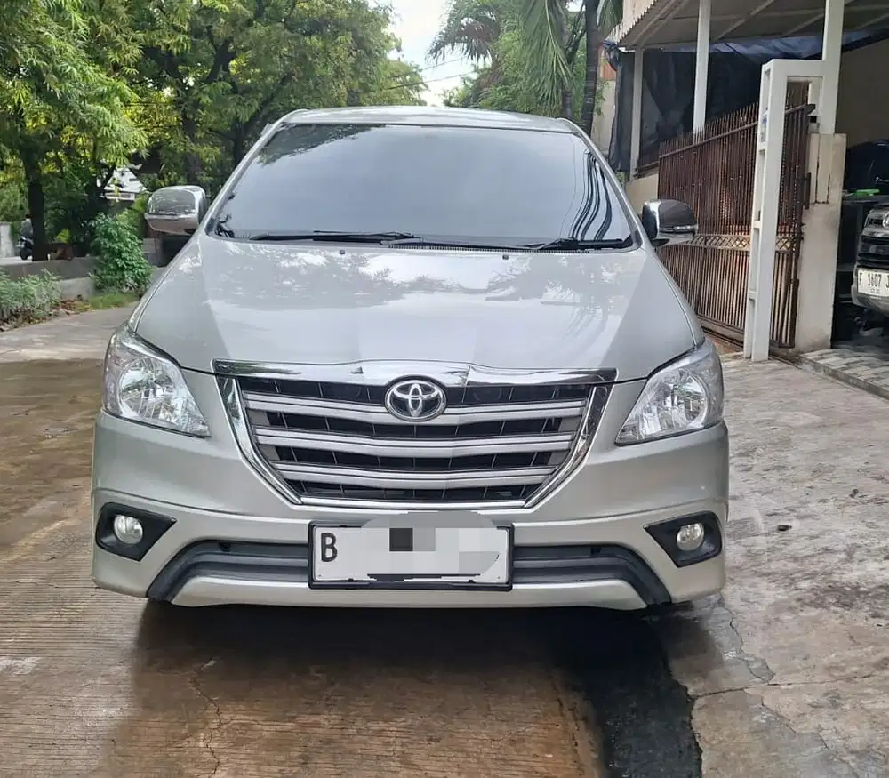 TOYOTA KIJANG INNOVA 2.5 G AT TAHUN 2014