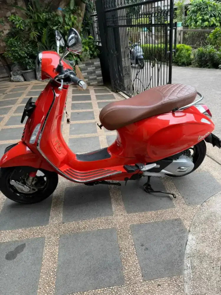 Vespa primavera ABS tahun 2021