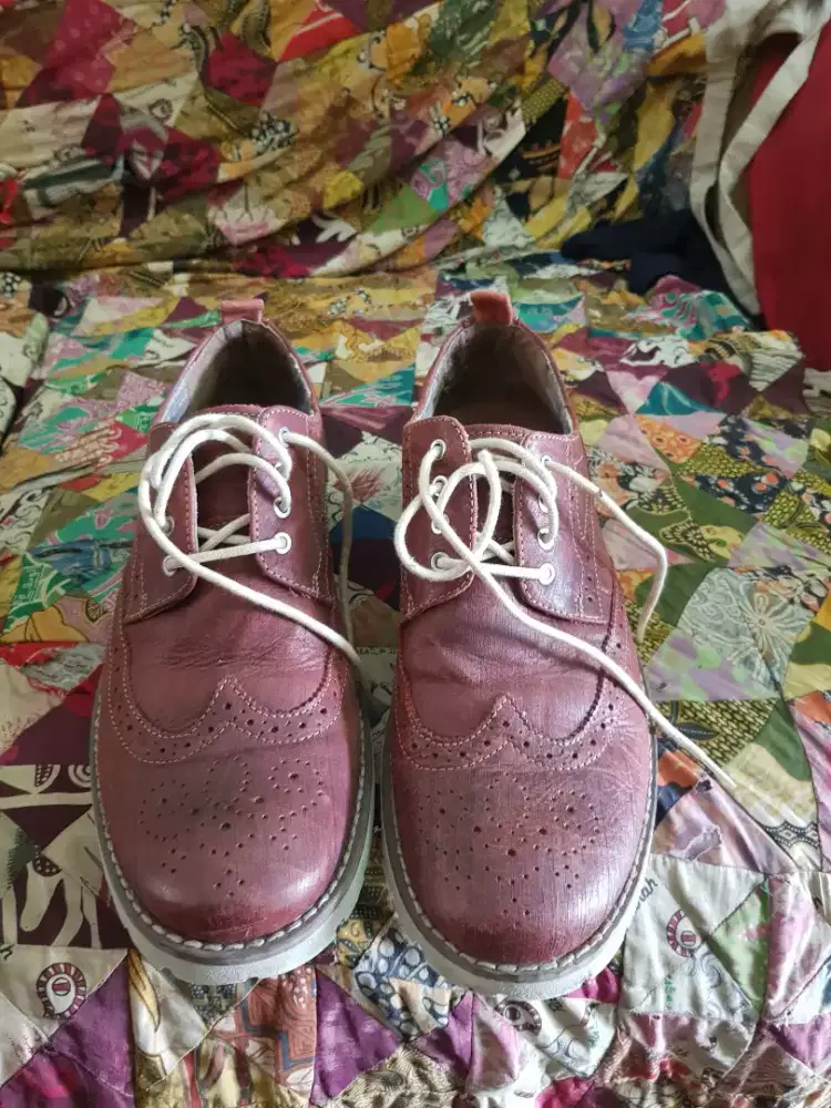 Dijual Sepatu Merk HUSH PUPPIES no 44