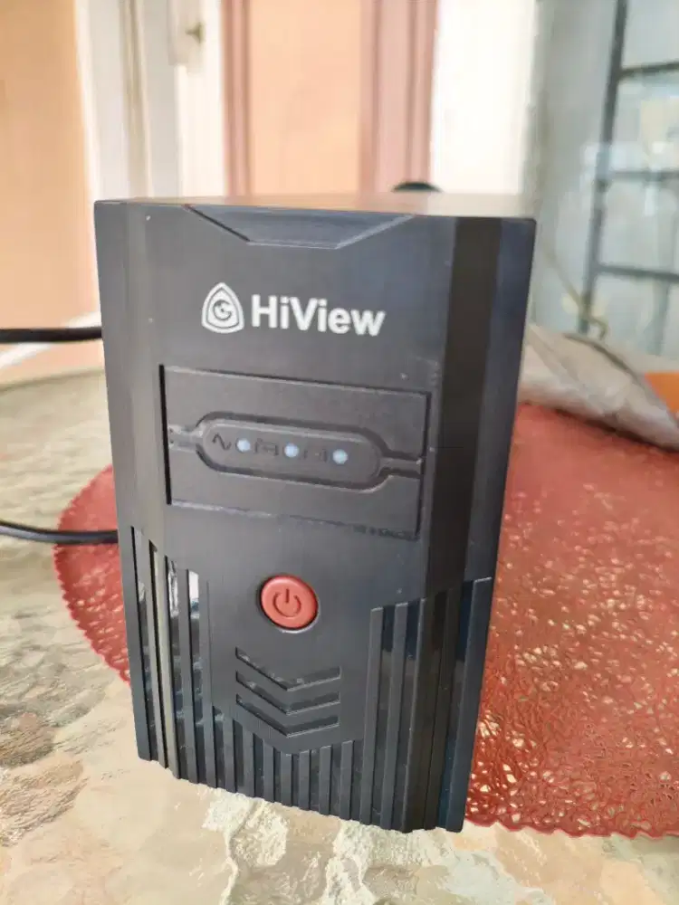 UPS (Uninterrupted Power Supply)