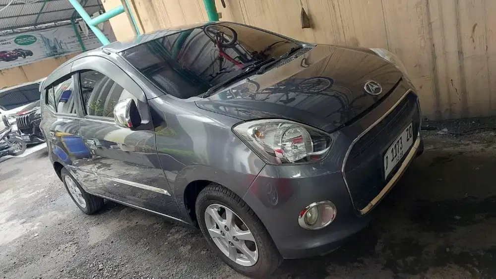 DP5JT Daihatsu Ayla X Matic 2013 Mulus 1 tangan LowKm
