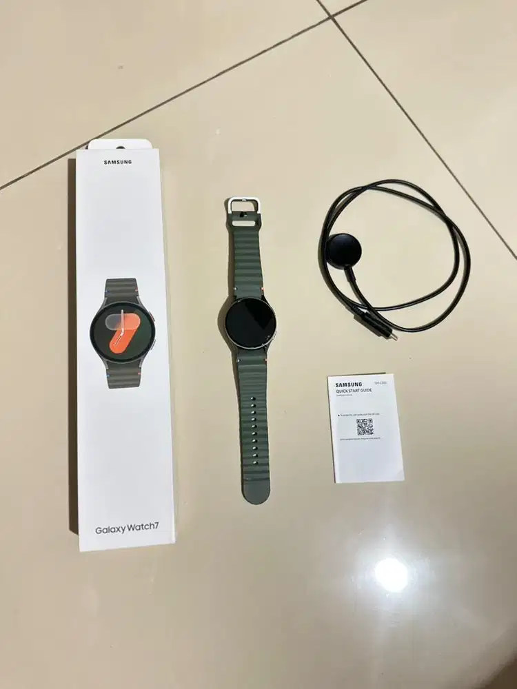 Samsung Galaxy Watch 7 40mm (Garansi sampai Juni 2027)