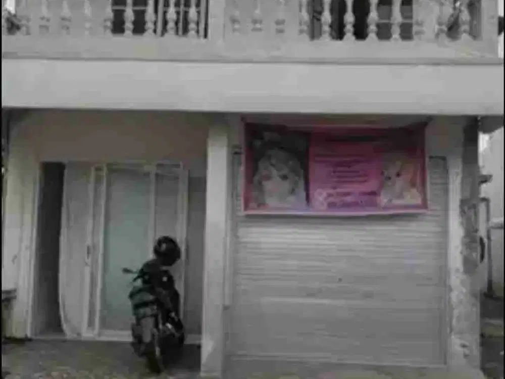 Tempat usaha 122 m2 harga 600 juta, 1,4 km dari Kantor Bupati Sidoarjo