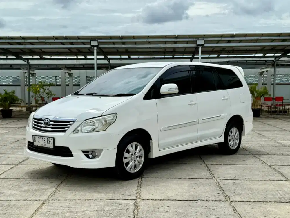 Toyota Innova G Luxury 2012