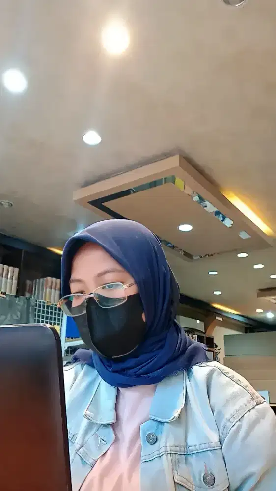 Cari kerja admin online shop