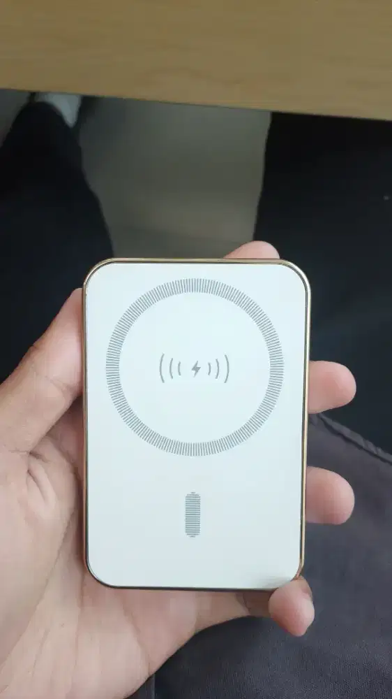 Di Jual Cepat Power bank Magsafe No Mines