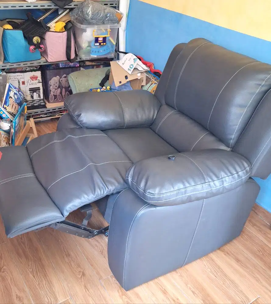 sofa single expends kaki bekas kondisi seperti baru