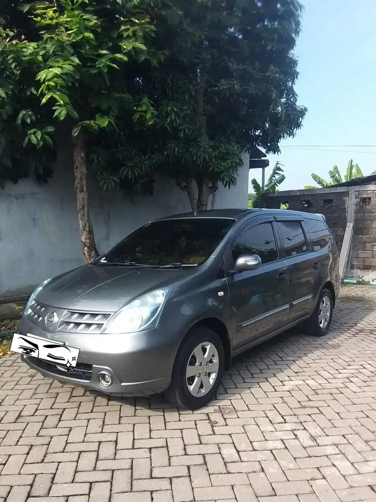 Nissan Grand Livina 1.5 XV