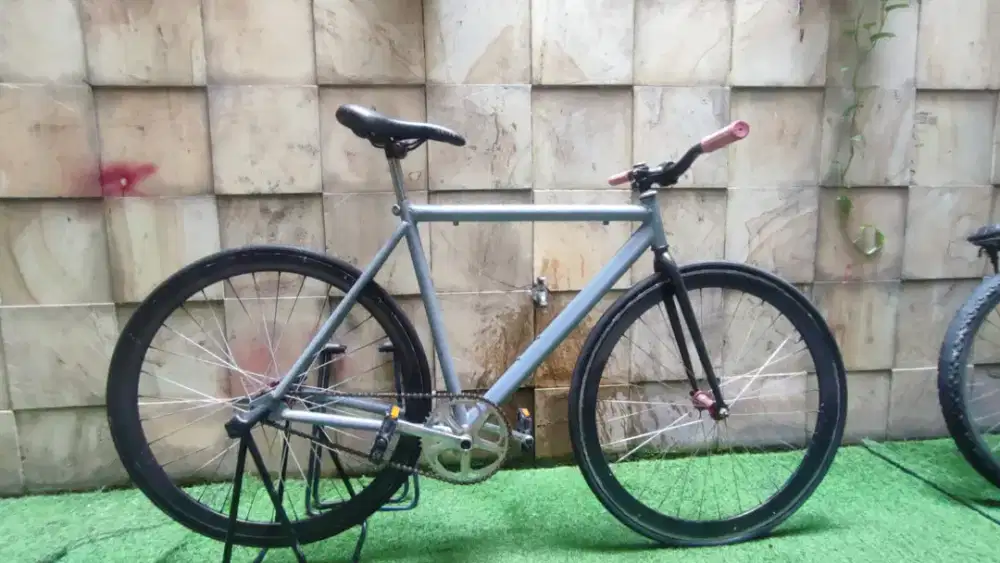 sepeda fixie soloist