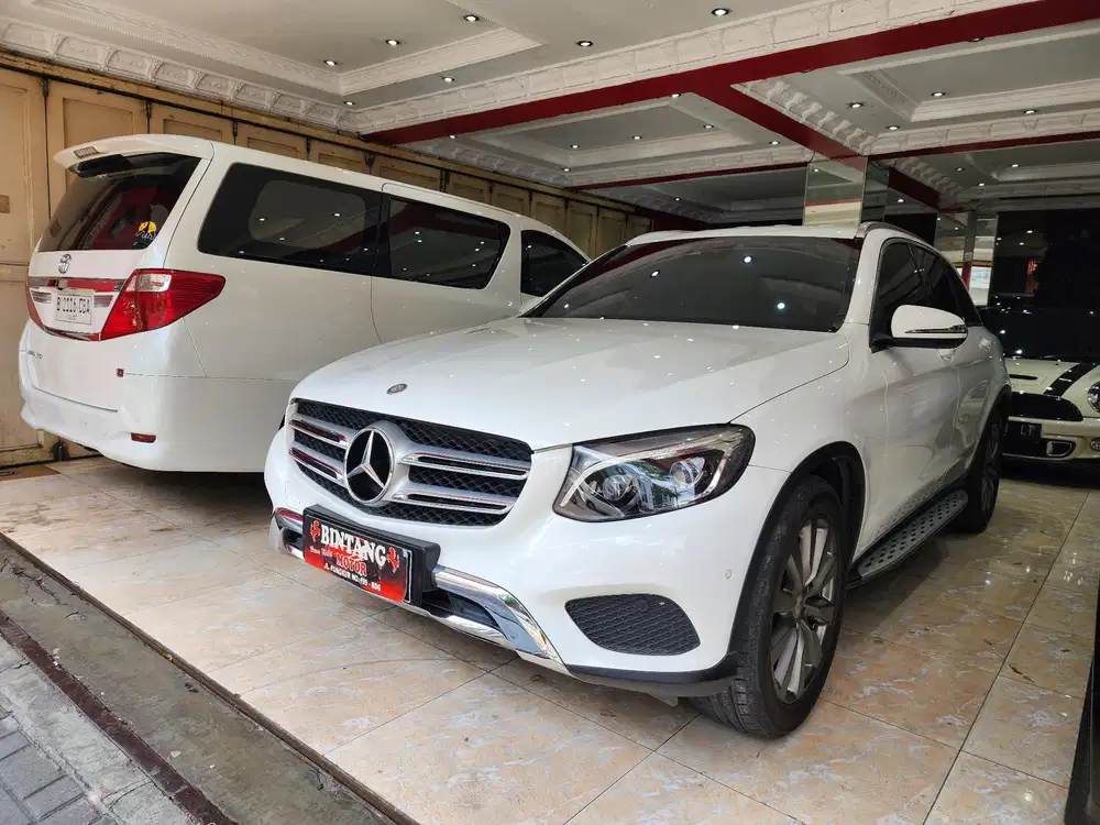 MERCY GLC250 AT 2015 PUTIH / MODEL THN 2016 (BINTANG MOTOR)