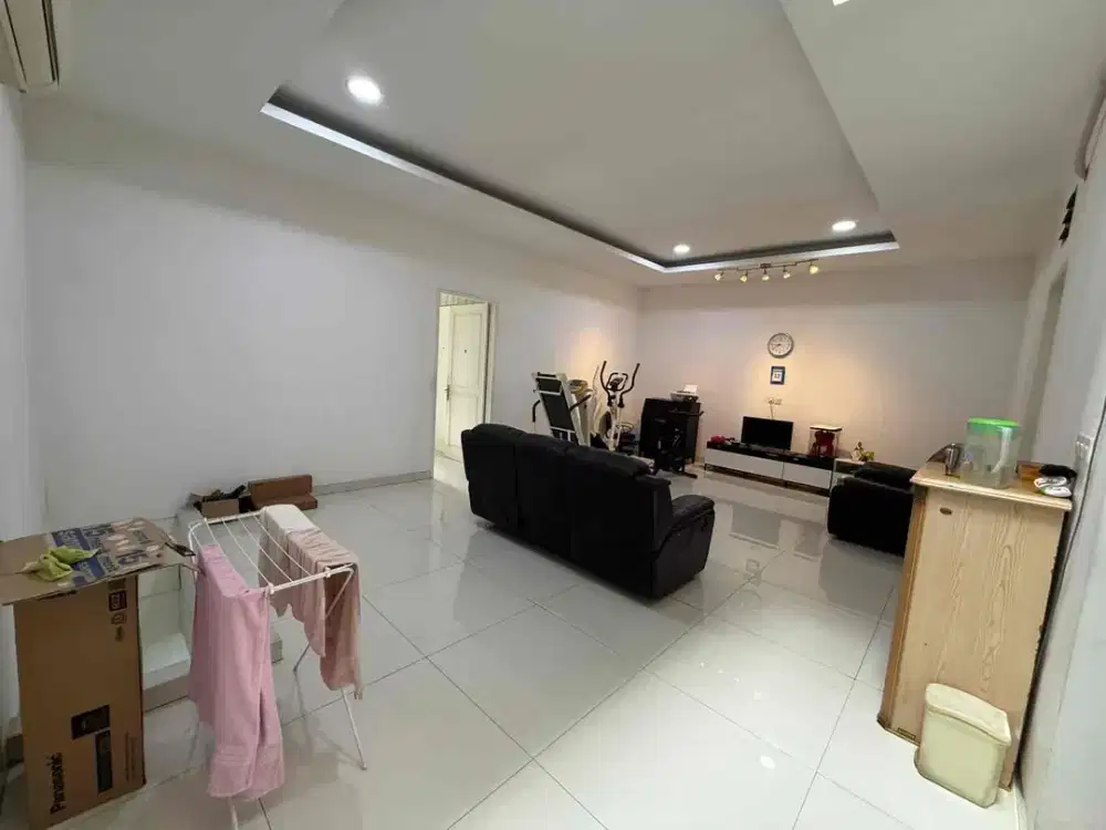 Rumah 3lt siap huni lokasi muara karang rumah terawat  dekat dengan sekolah pasar RS  selangkah ke airport  keamanan 24 jam