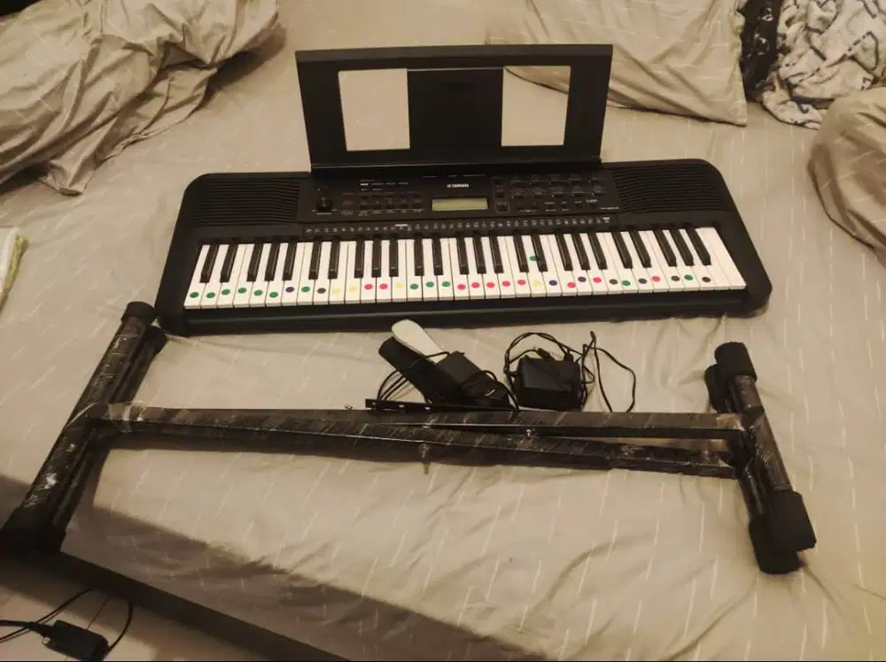 Keyboard Yamaha PSR E273