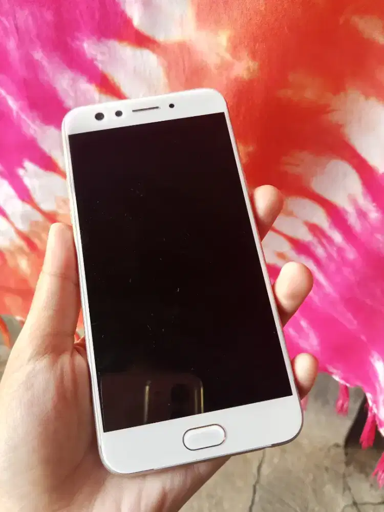 Oppo f3 ram 4 (matol)