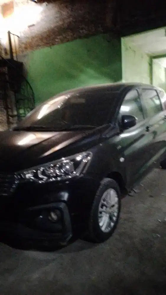 Dijual mobil ertiga tahun 2018