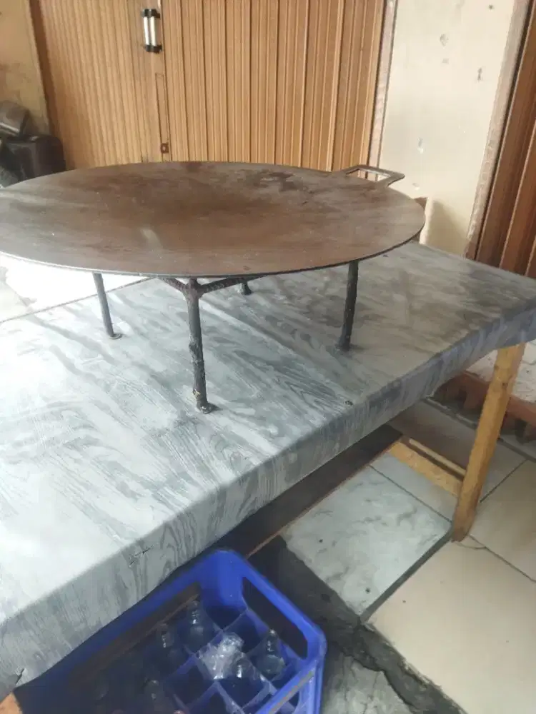 Loyang martabak telor besar