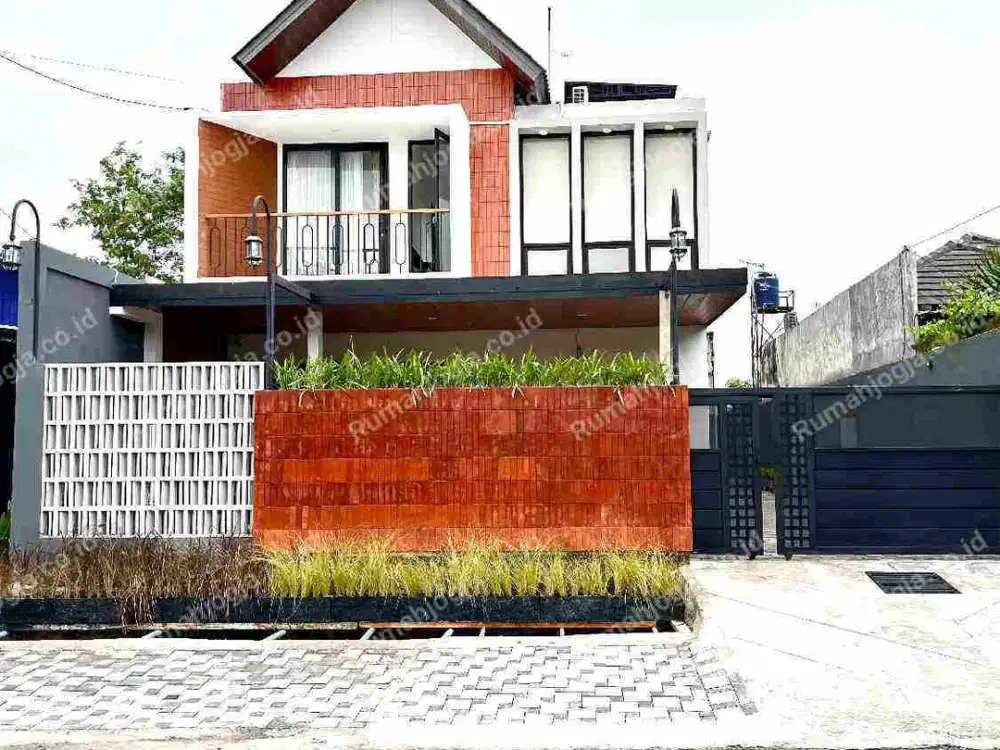 rumah dan villa ekslusif jalan palagan dekat hotel hyatt ada kolam renang