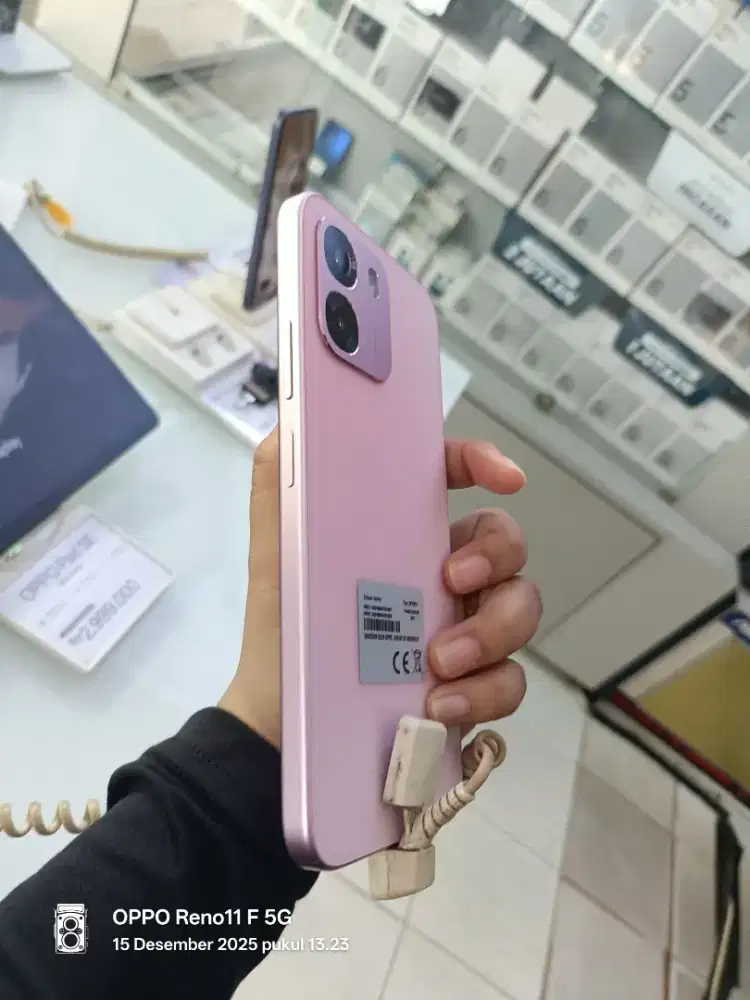 Oppo A6 Baru garansi resmi 1 tahu btrai 7000 mAh