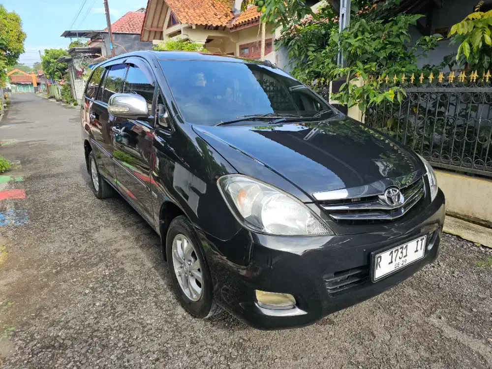 Kijang inova 2009 G MT