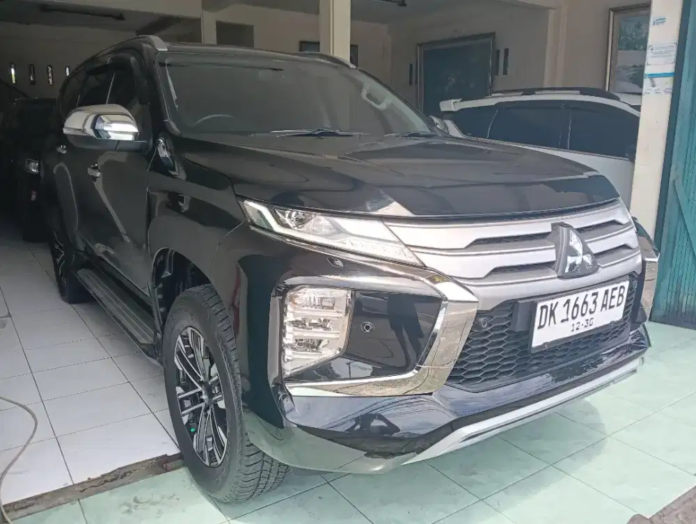 New Pajero Sport Dakar 2023 Hitam