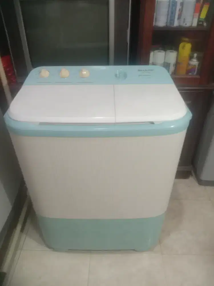 Mesincuci Merk Sharp 7 kg type EST79 SJ