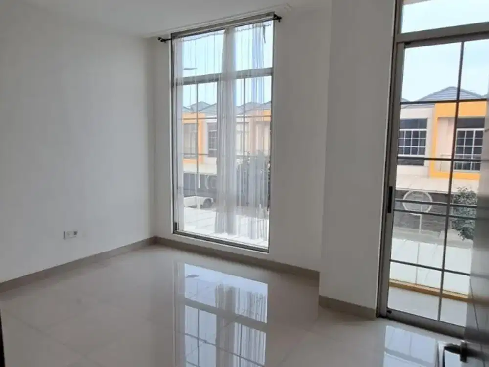 DIJUAL RUMAH PIK 2 UK 6x12.5 (2 LANTAI) UNFURNISH SHM ON HAND NEGO SAMPAI DEAL