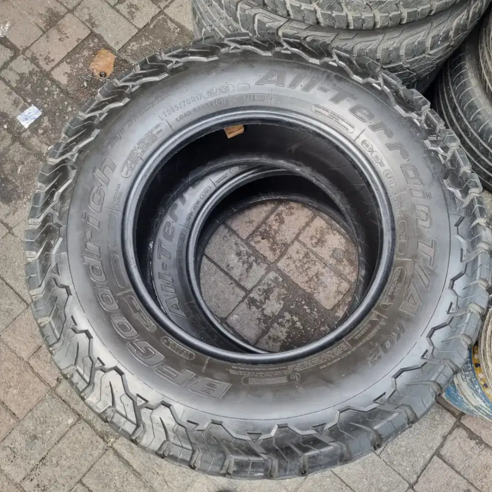 Ban BFgoodrich 285/70 R17 Bekas